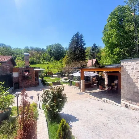 Mp Banstol 4*- Brdez Do, Fruska Gora Villa *