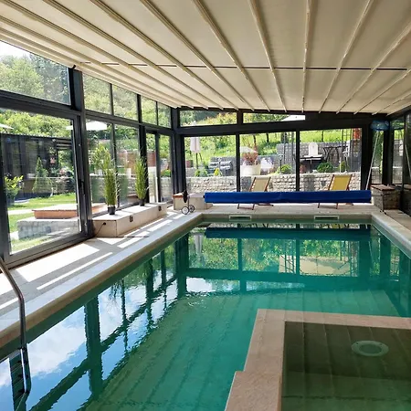 Mp Banstol 4*- Brdez Do, Fruska Gora Villa *