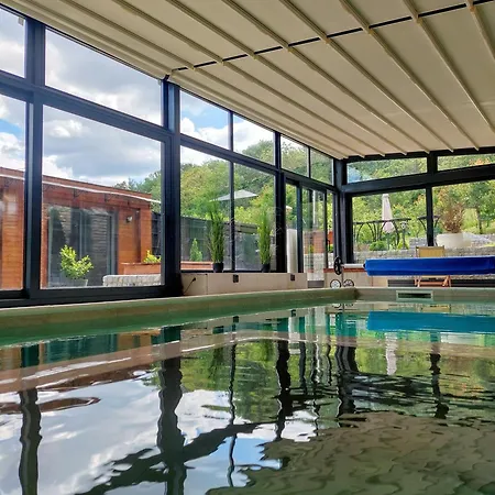 Mp Banstol 4*- Brdez Do, Fruska Gora Villa Indija