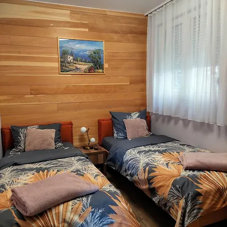 Villa Mp Banstol 4*- Brdez Do, Fruska Gora Indija