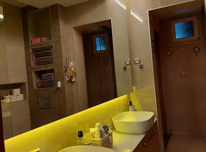 Mp Banstol 4*- Brdez Do, Fruska Gora * Indija