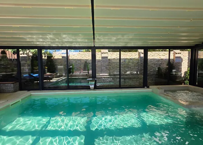 Mp Banstol 4*- Brdez Do, Fruska Gora Indija