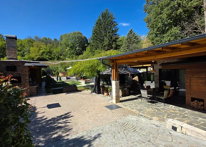 Mp Banstol 4*- Brdez Do, Fruska Gora Vila *